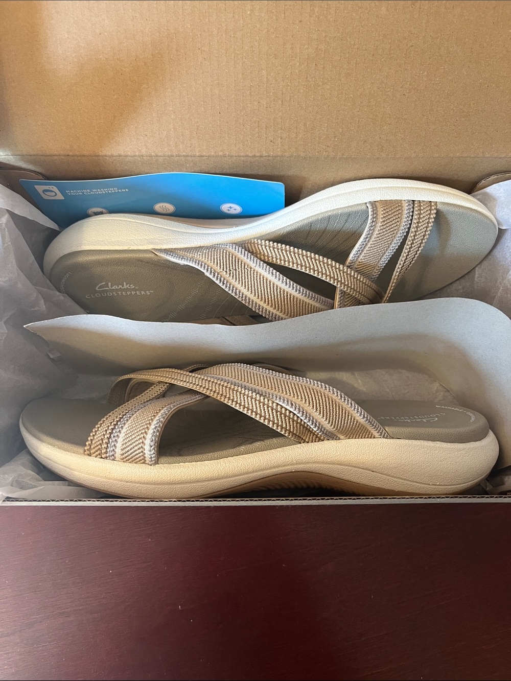 Clarks Tan Crisscross Comfort Slide Sandals Cloud Steppers NIB - Picture 6 of 8